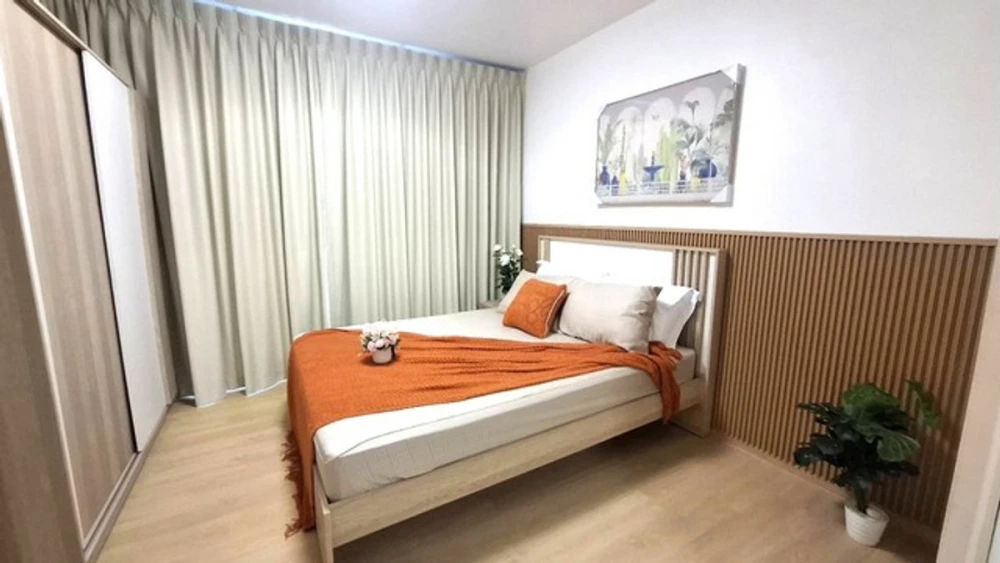 For rent: The Seed Paholyothin 14, 8th floor, city view, fully furnished, ready to move in. Book now!