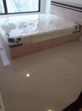 For rent: The Series Condo Tiwanon, 6th floor, spacious room, divided into sections. If interested, hurry and reserve now.