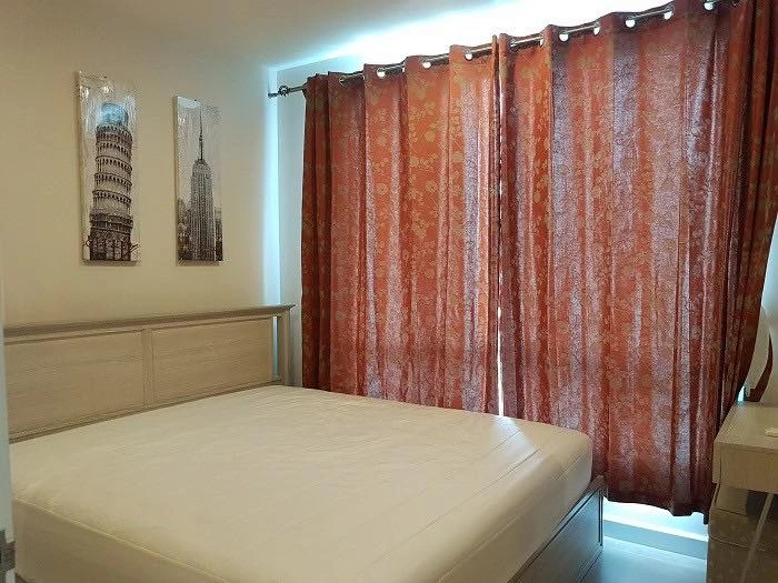 For rent: The Sky Sukhumvit, 9th floor, nice room, fully furnished, reserve now.