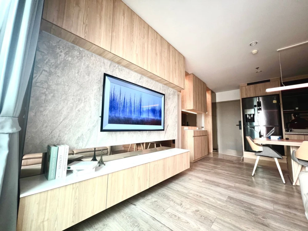 For rent: The Stage Taopoon Interchange, 31st floor, river view, beautifully decorated, book now.