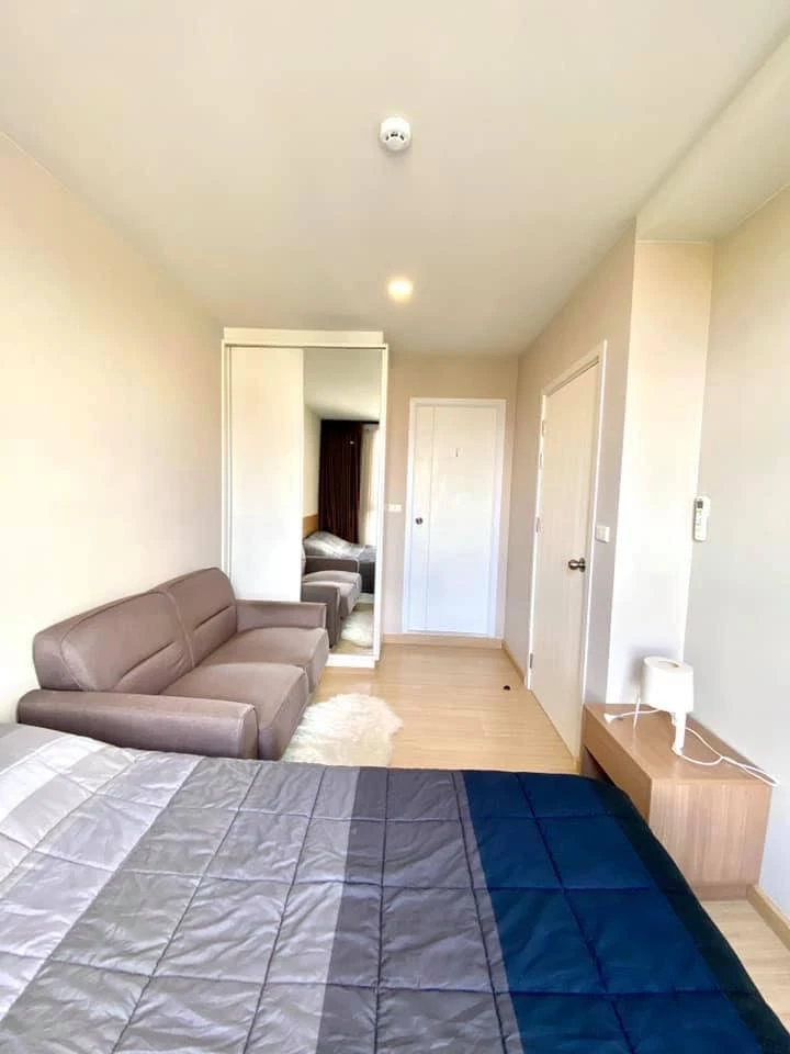 For rent: The Tree Onnut Station, fully furnished apartment with complete amenities. Book today! Don't miss out!