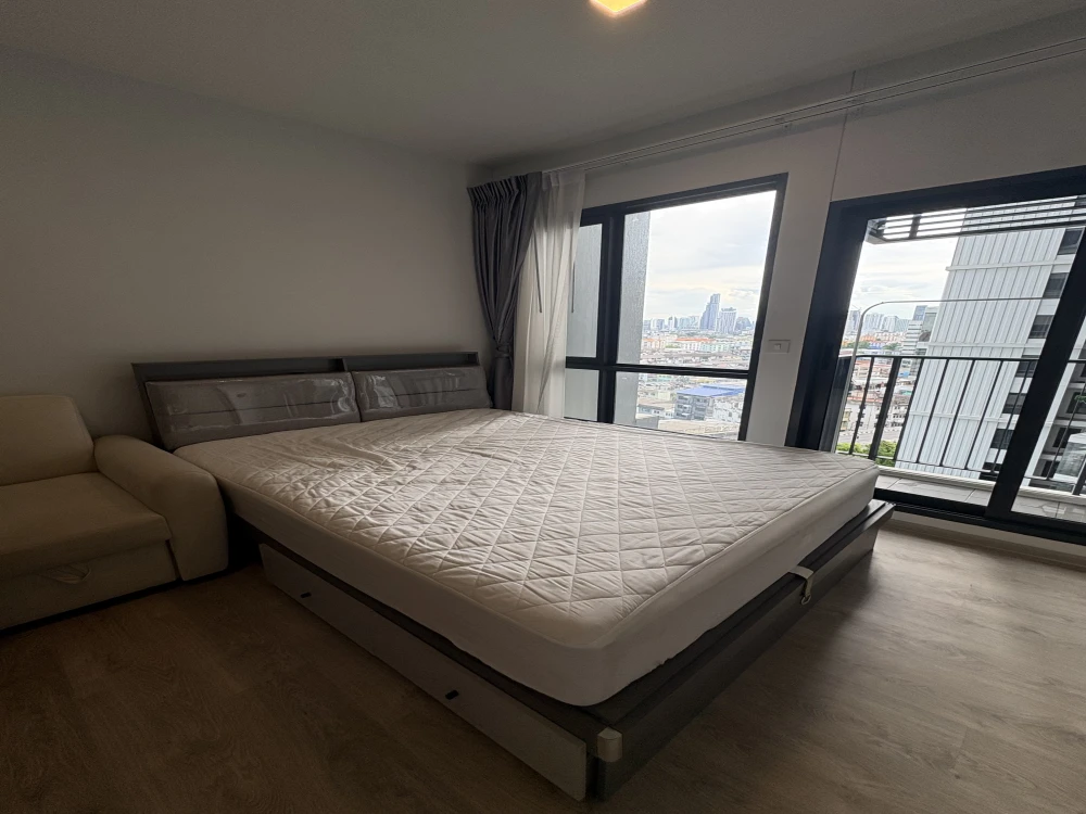 For rent: THE TREE Pattanakarn - Ekkamai. City view, fully furnished, very livable. Book now!