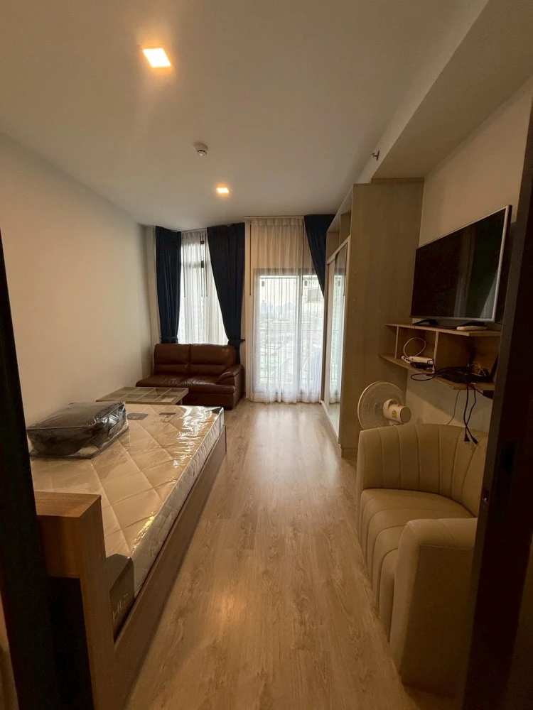 Condo for rent at THE TREE Pattanakarn - Ekkamai. Nice room, fully furnished. Book now!