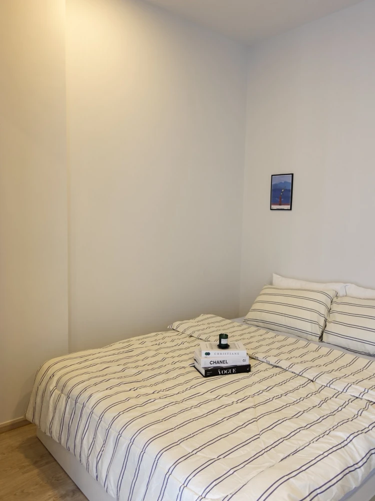 For rent: THE TREE Pattanakarn - Ekkamai, 1 bedroom, 1 bathroom. Great location, convenient transportation, fully furnished. Book now!