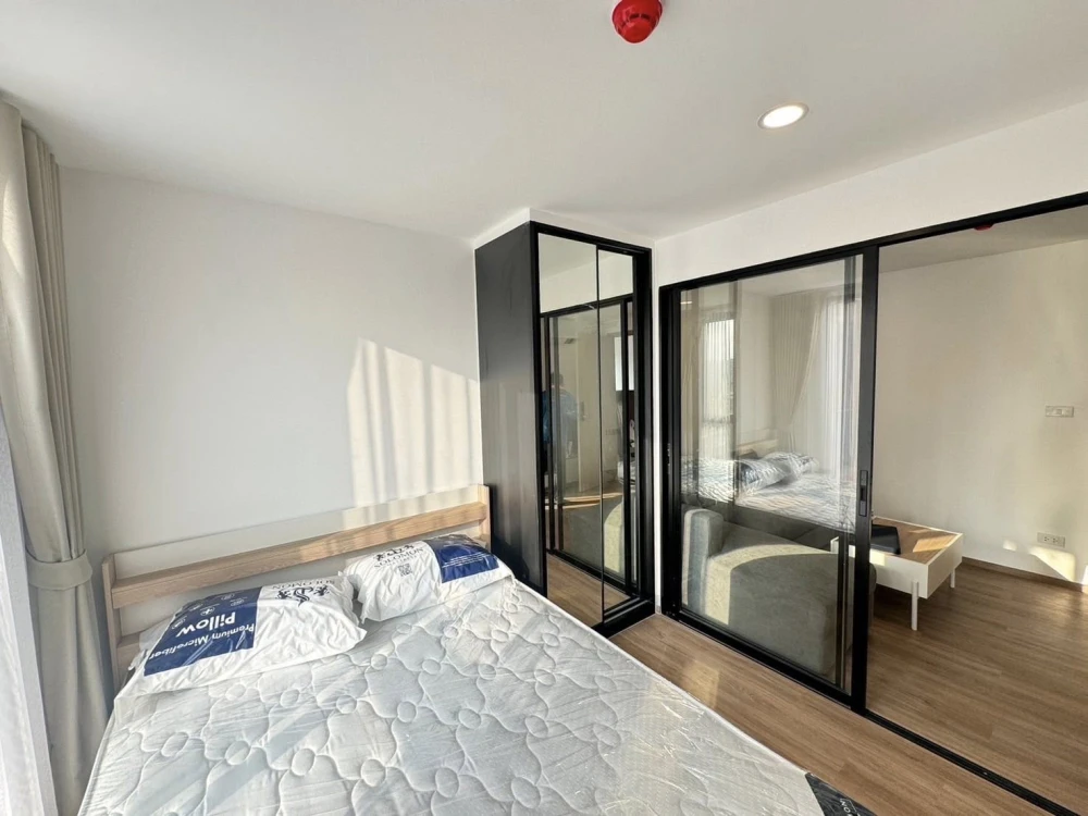 For rent THE TREE Pattanakarn - Ekkamai 1 bedroom, 1 bathroom, good location, beautiful city view, fully furnished, hurry and reserve now.