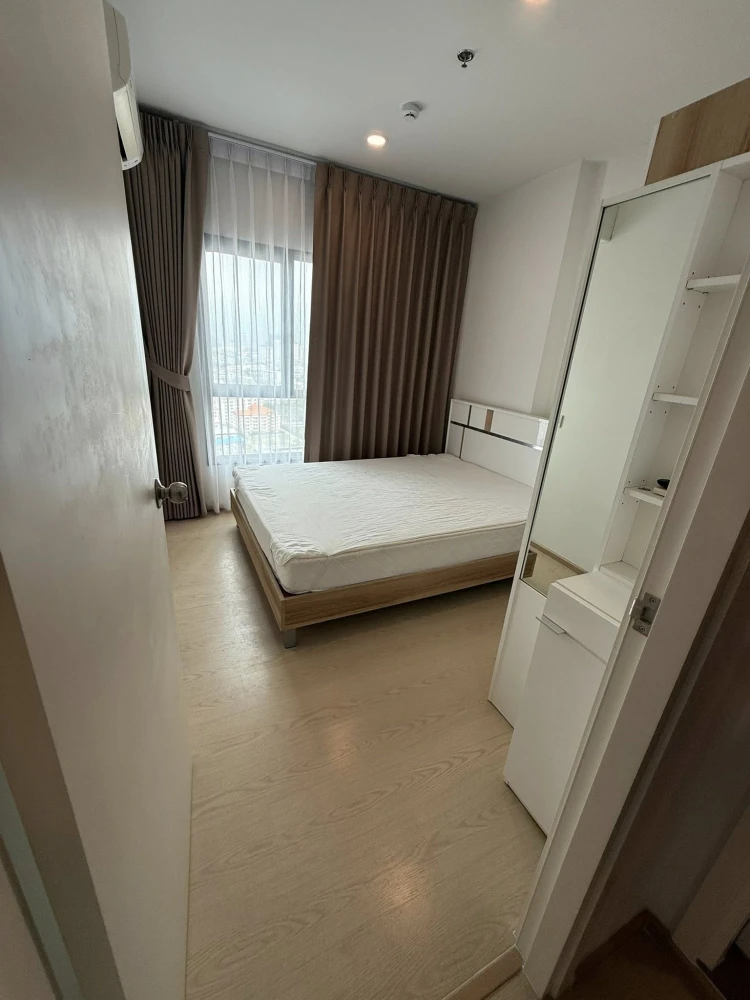 For rent: The Tree Sukhumvit 71-Ekamai, separate room, good view, great price, don't miss it.