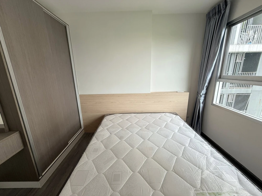 For rent: The Trust @ BTS Erawan, 1 bedroom, 1 bathroom, fully furnished, beautiful view, cool room. Book now!