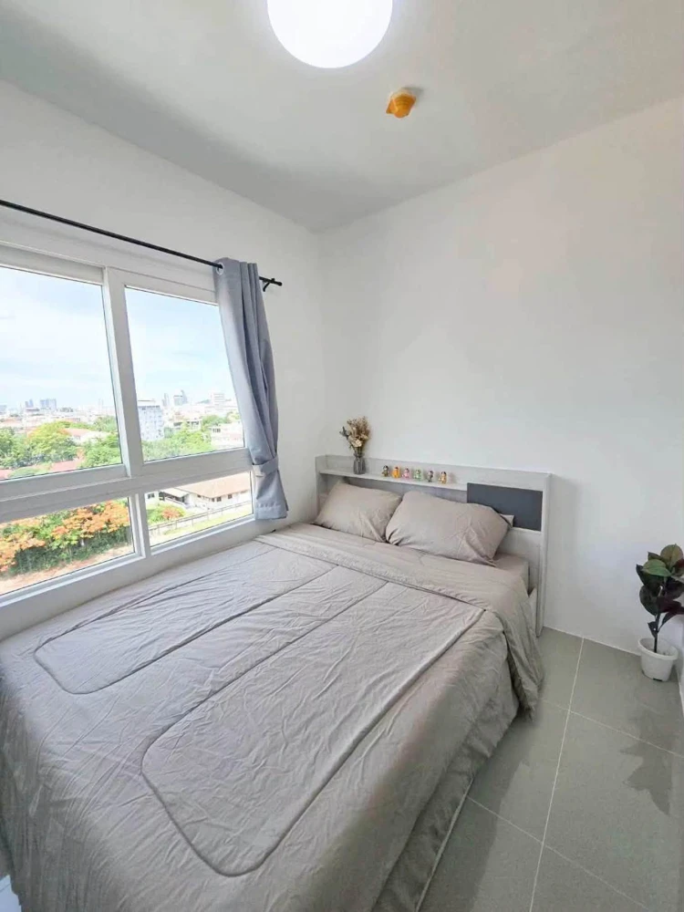 For rent: The Trust Condo Central Pattaya, 8th floor unit, fully furnished. Just bring your suitcase and move in!