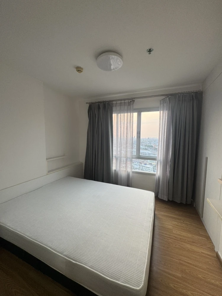 For rent: The Trust Residence Ratchada-Rama 3, a nice room on the 20th floor, good view, cool breeze, everything you need here, hurry and move in!