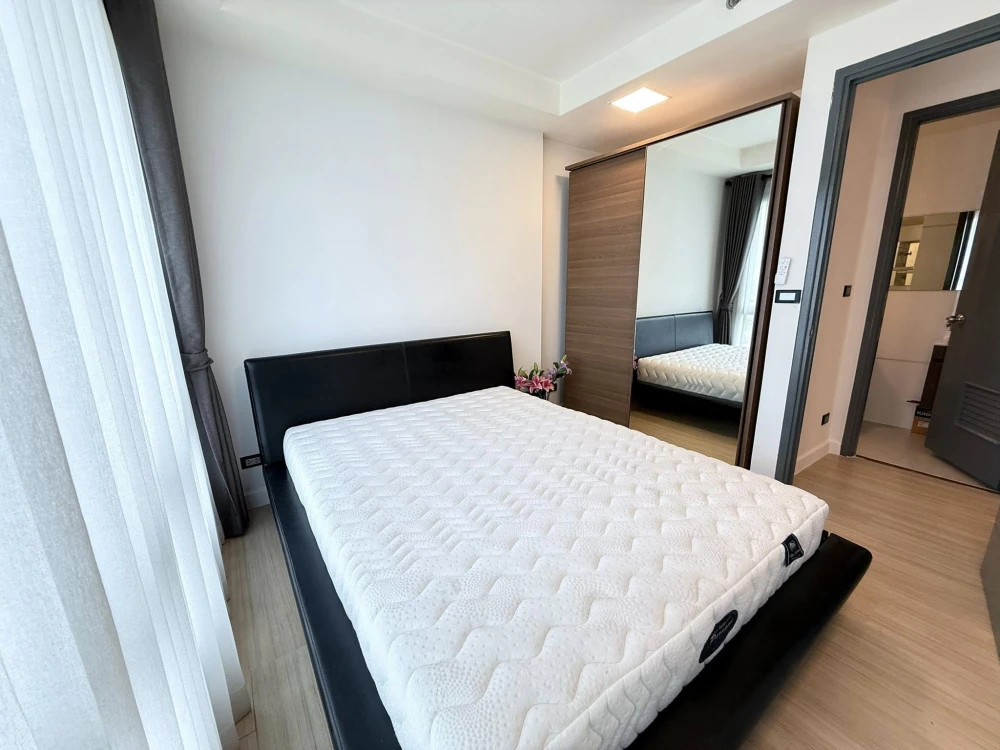 For rent: Thru Thonglor, 26th floor, high floor, city view, beautiful room, fully furnished, hurry and reserve now!