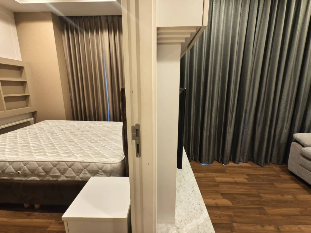 For rent: Totnes Kaset-Nawamin. Spacious and comfortable room with full furnishings and appliances. Just bring your personal belongings and move in! B