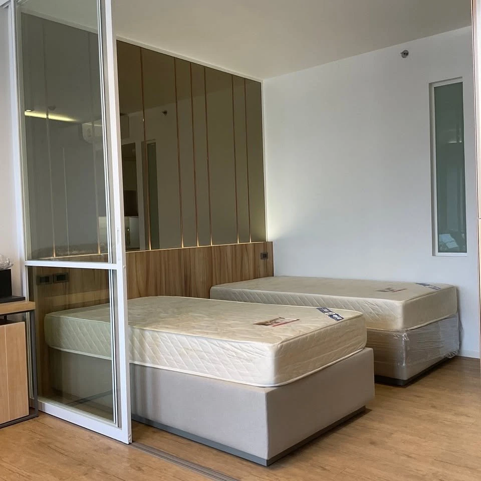 Triple Y Residence, 26th floor, fully furnished apartment for rent. Very comfortable and ready to move in. Book now!