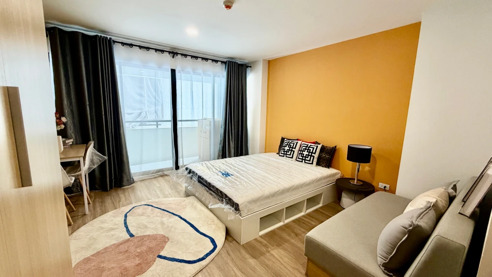 For rent: Twize Future Rangsit, 2nd floor. Beautifully furnished and ready to move in. Book now!