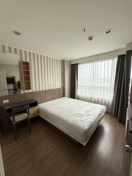 For rent: U Delight @ HuaMak Station, ready to move in, with quality wallpaper, great value. Come reserve now, don't delay.