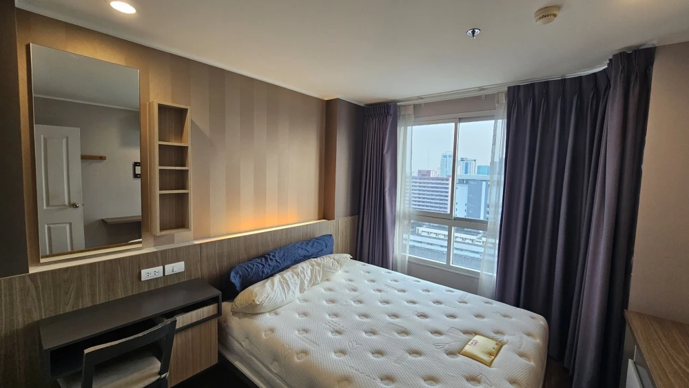 For rent: U Delight Ratchavibha, a nice room with a built-in headboard, good location, convenient transportation, hurry and reserve now!