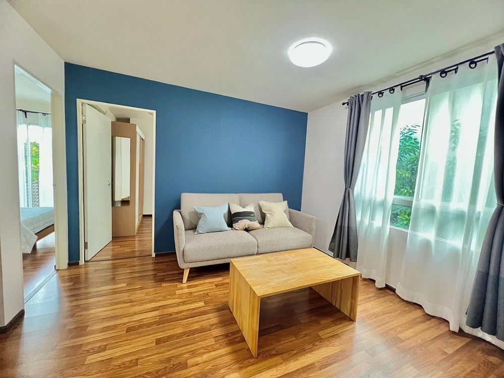 For rent: U Ratchayothin (Phahon Yothin 32), fully furnished + complete electrical appliances, wallpaper installed, ready to move in immediately.