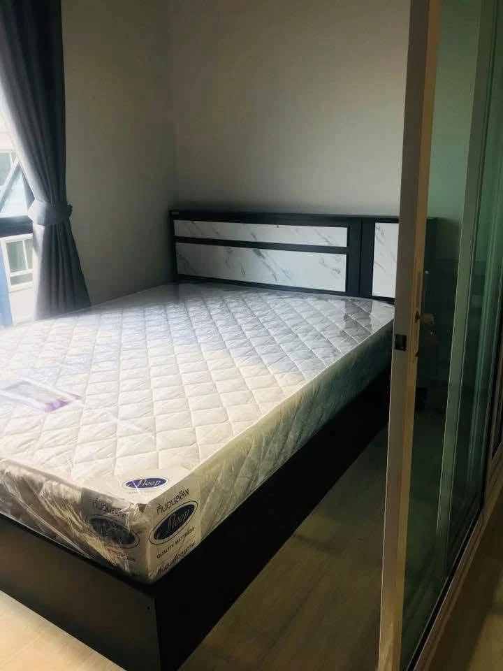 For rent: UNIO Ramkhamhaeng - Serithai, 7th floor unit, fully furnished with appliances. Book now!
