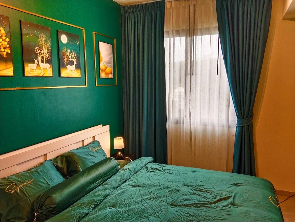 For rent Unixx South Pattaya with full mountain view, decorated in green tones, super cool tones. Book now and you won't be disappointed.