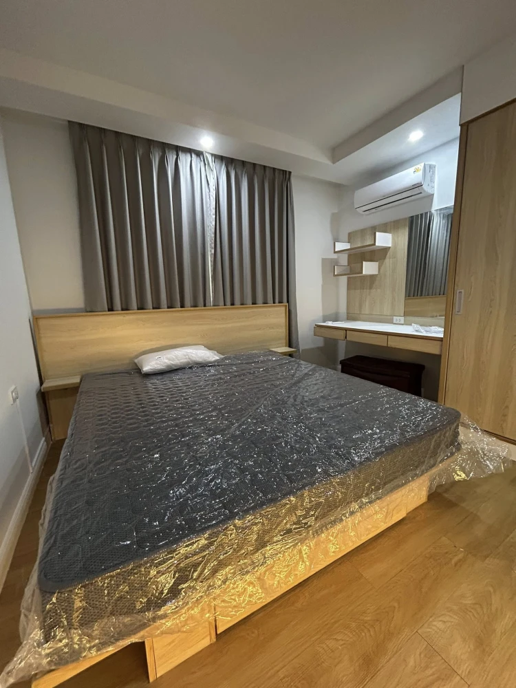 V Condo Salaya for rent. Spacious and comfortable room, fully furnished, affordable price. Book now!