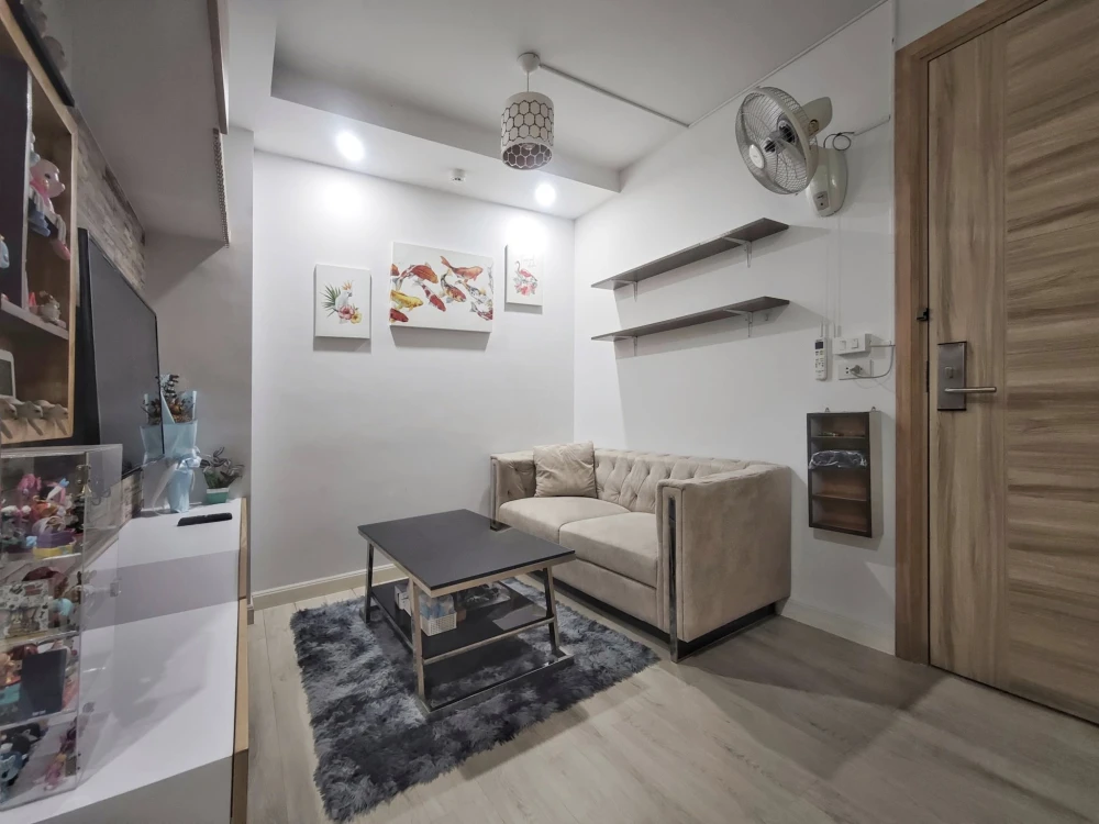 For rent: V Condo Salaya, 1 bedroom, 1 bathroom. Beautifully decorated with a coordinated color scheme. Fully furnished. Book now!