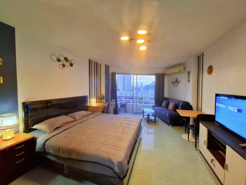 For rent: View Talay Jomtien Condominium 1-8, nice rooms, decorated in a cool tone, fully furnished, beautiful view, don't miss it.
