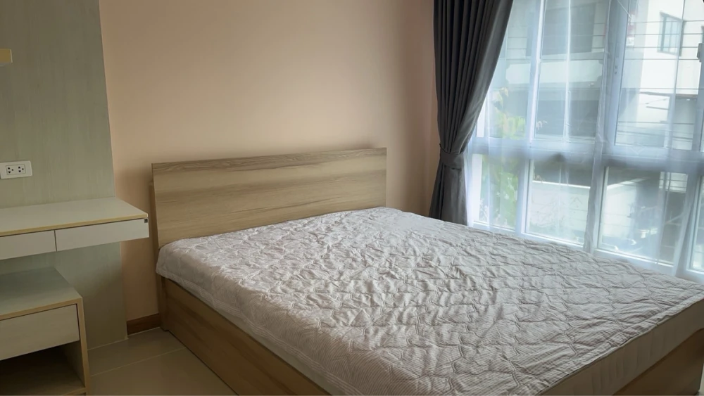 For rent: Vio Khaerai, 2nd floor, fully furnished room, ready to move in. If interested, hurry and reserve now. Don't miss out!
