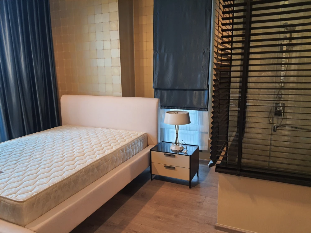 For rent: Whizdom Avenue Ratchada-Ladprao, high floor unit, very livable, fully furnished. Book now!