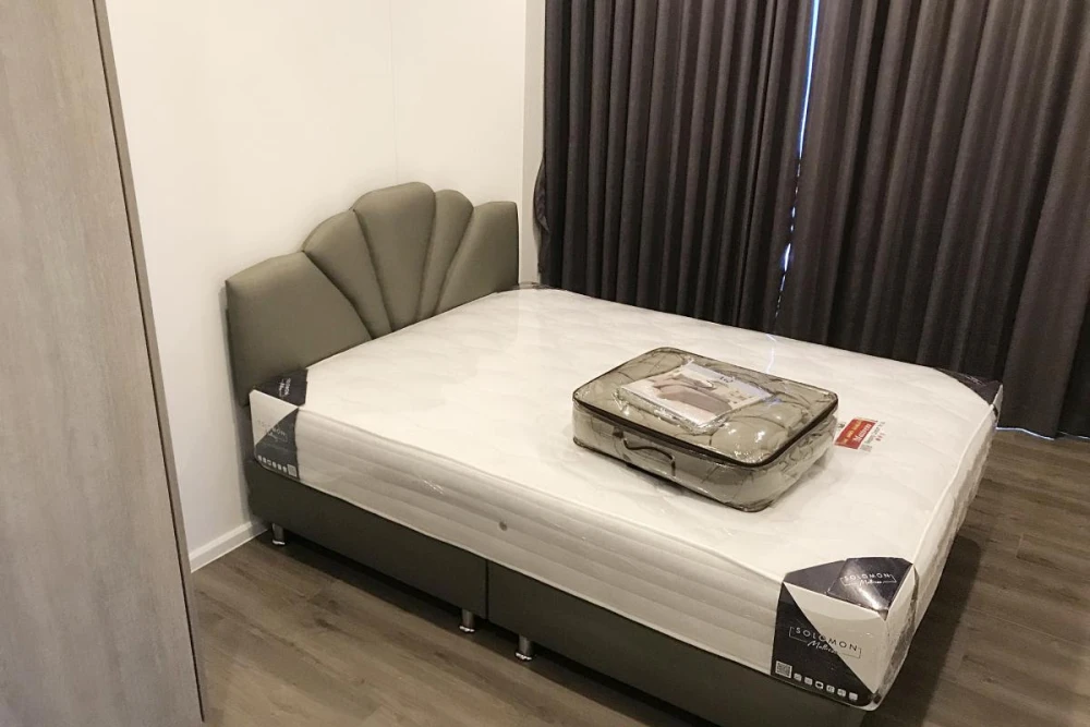 Whizdom Essence for rent, 41st floor, very high, spacious area, 2 bedrooms, 2 bathrooms, don't miss it.