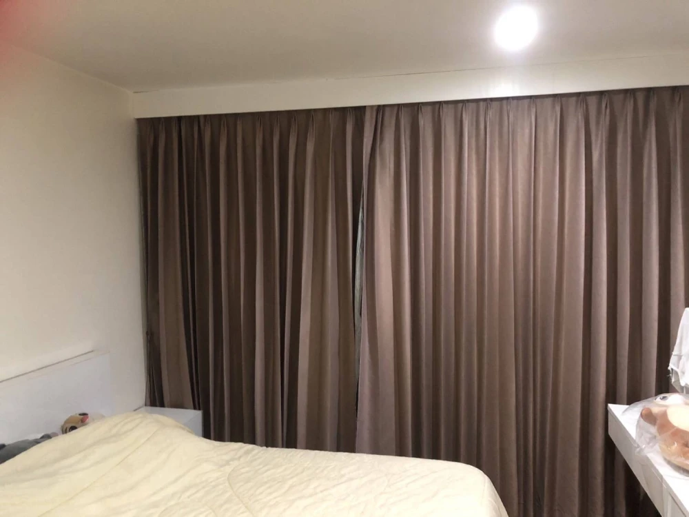 For rent: Wish @ Samyan, 2 bedrooms, spacious living area, great location, fully furnished. Book now!