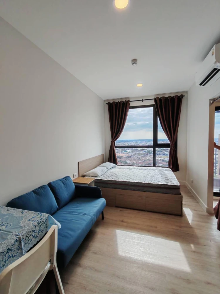 For rent: Xim Rama 3 - Suksawat, a nice room on the 28th floor with a high view and an affordable price. You definitely can't miss this!