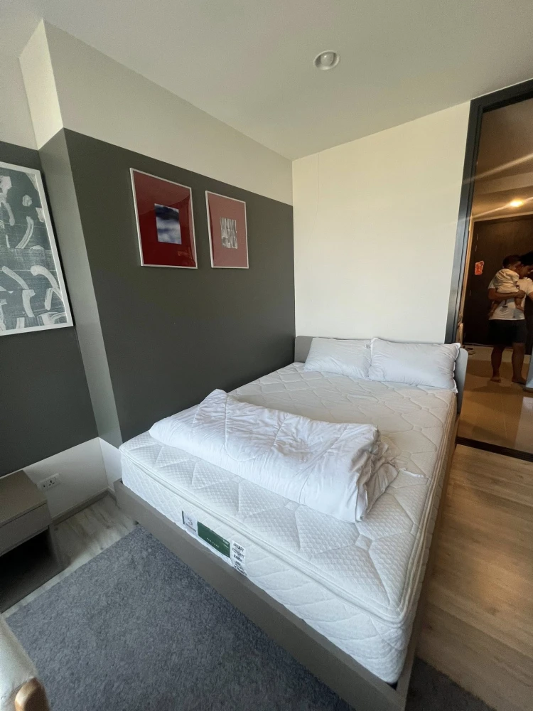 XT Huai Khwang for rent, 25th floor, corner unit, beautiful view, fully furnished. Book now before it's too late!