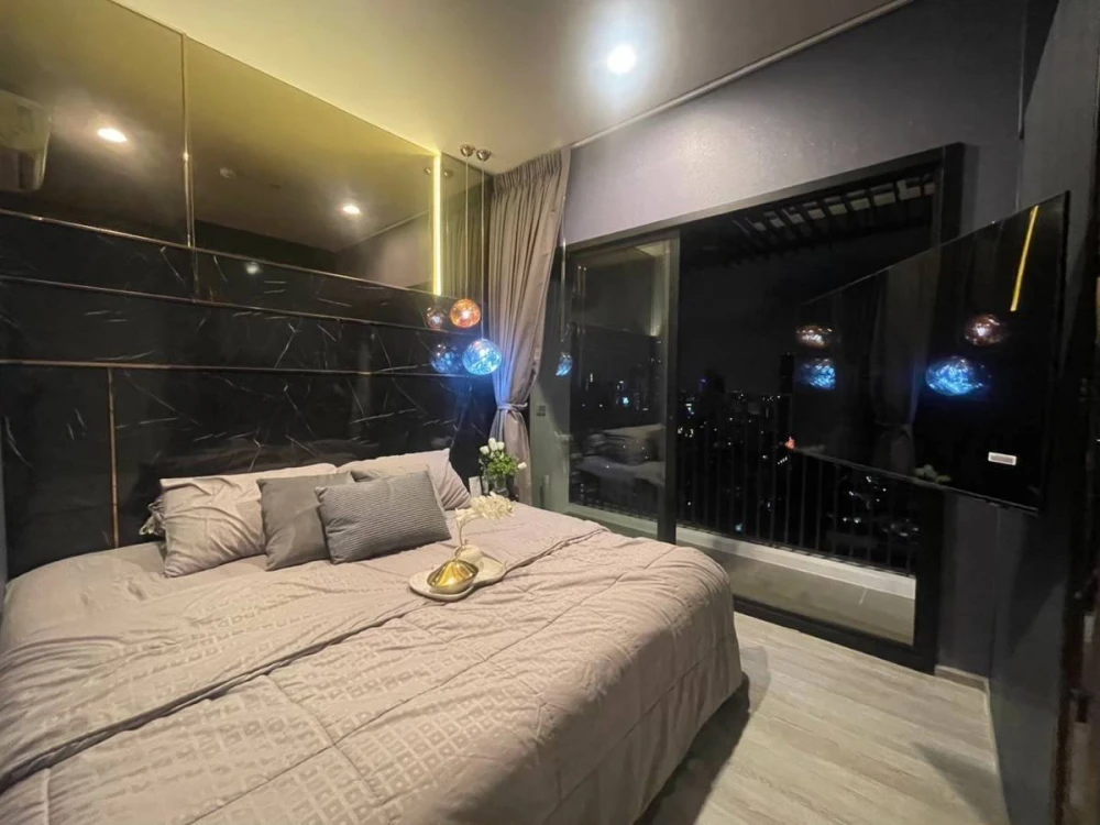 For rent: XT Ekkamai, high floor room, simple and luxurious, built-in marble pattern in the room, book now before you miss out!!