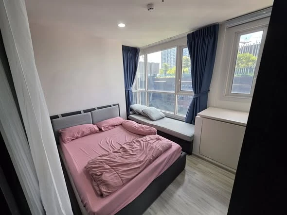 For rent: XT Huaikhwang, 1 bedroom, 1 bathroom, fully furnished. Don't just look, book now!