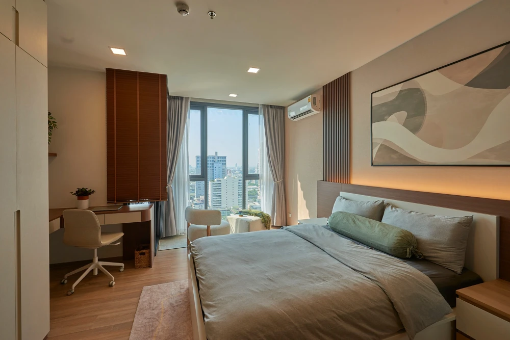 XT Phayathai for rent. Minimalist and warm style, ready to move in with a modern feel. Don't miss out!