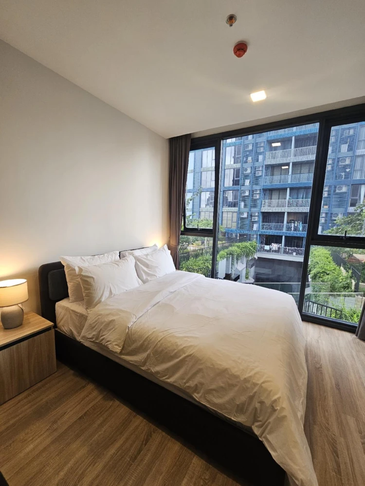 For rent: XT Phayathai, a nice room on the 17th floor, good location, beautiful view, fully furnished. With such a good deal,what are you waiting for?