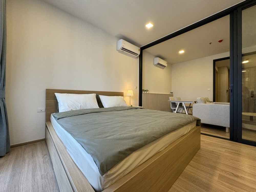 For rent: XT Phayathai, 1 bedroom, 1 bathroom, decorated in a minimalist style, fully furnished, just bring your bags and move in.