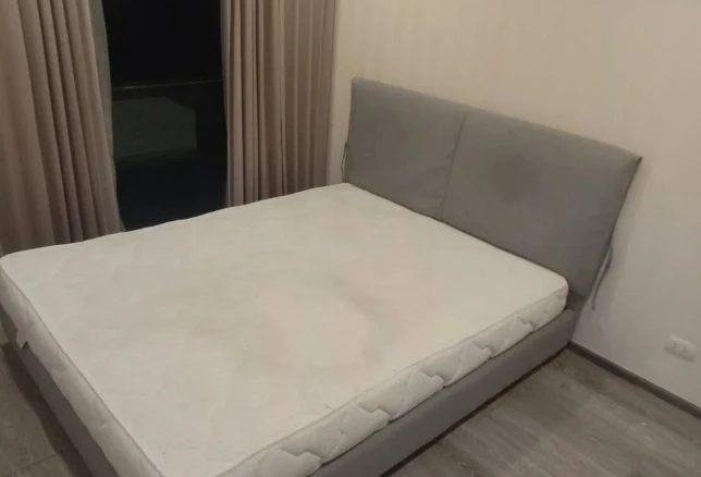 For rent: Zelle Rattanathibet, 5th floor, fully furnished room, nice to live in. If you don't book, you'll really miss out. Hurry!