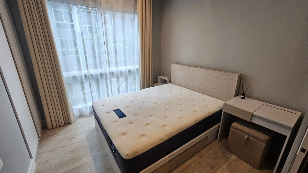 For rent: Zelle Salaya, a nice room on the 2nd floor with privacy and complete amenities. Don't miss out on this great deal!
