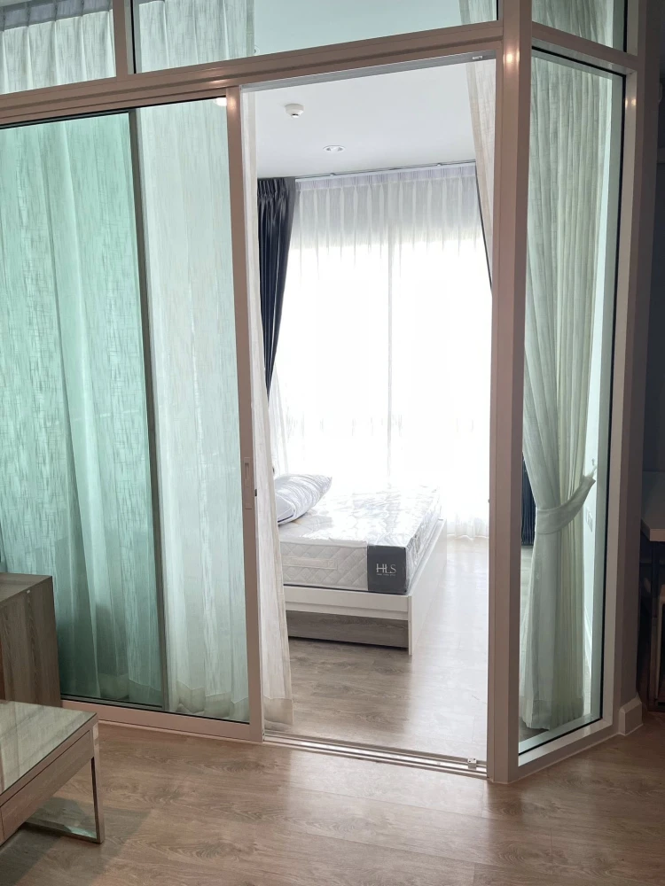 Zelle Salaya condo for rent. Ready to move in, fully furnished, affordable price. Just bring your belongings and you can move right in! Book now, don'