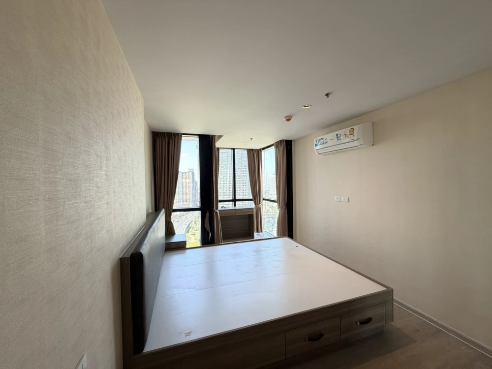 🏙 Condo for Sale/Rent at Altitude Unicorn Sathorn–Tha Phra near BTS Talat Phlu 🚆