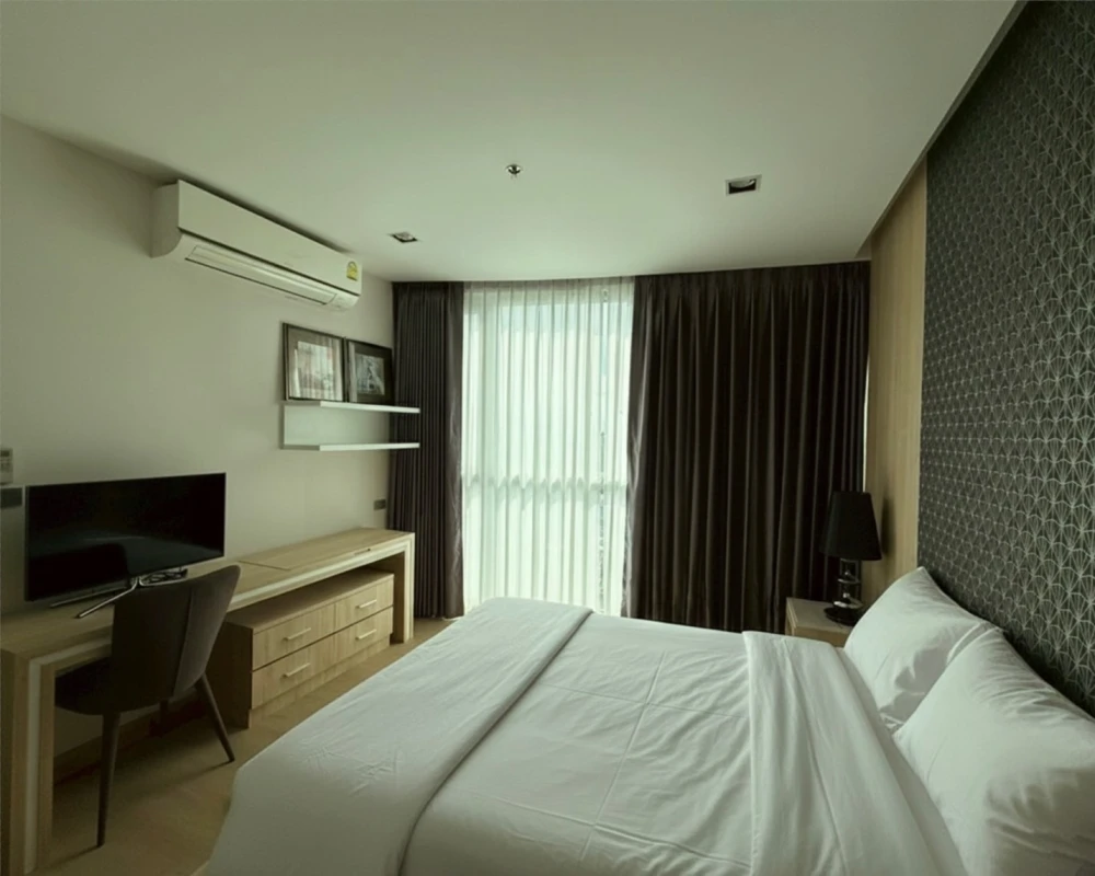 🏠🌃 For Sale/Rent: Sky Walk Residence 🏠🌃
