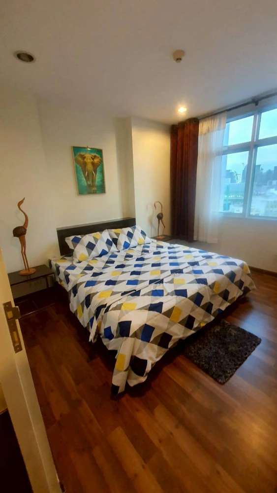 🌹🏙️ For Sale/Rent: Chewathai Ratchaprarop | 2 Bedrooms, Baiyoke Tower View, City Center! 🏙️🌹