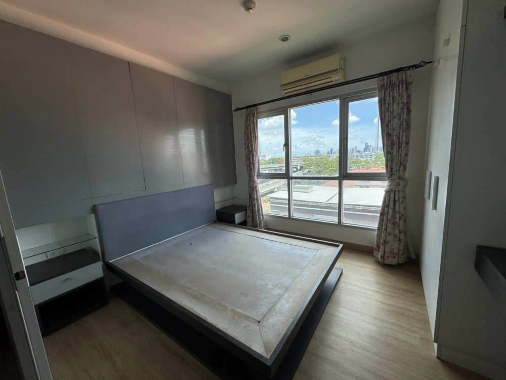Condo for Sale: The Leaf Phatthanakan | Cozy South-Facing Unit with Comfortable Living Atmosphere