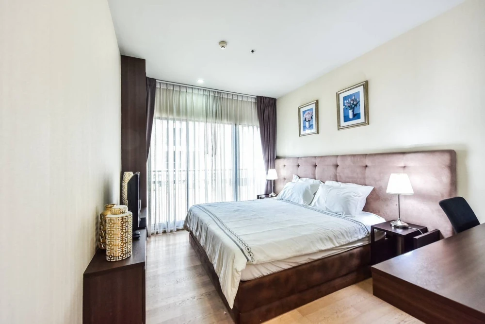 🏙️✨ For Sale & Rent: Noble Refine Condo | 2-Bedroom Corner Unit in the Heart of the City, Ready to Move In! ✨🏙️