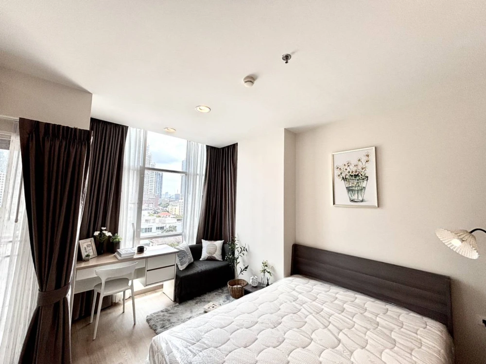 🌟🏙️ For Sale / Rent: Centric Sathorn – St. Louis | Newly Renovated Unit Near BTS! 🏙️🌟