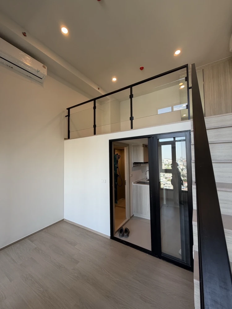 🏢 Condo for Rent – Origin Play Bangkhunnon Triple Station | Duplex Room