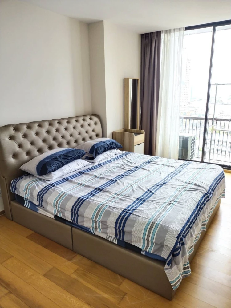 ✨ Premium Riverview 1-BR Condo for Rent - Heart of Silom-Sathon CBD ✨ Noble Revo Silom