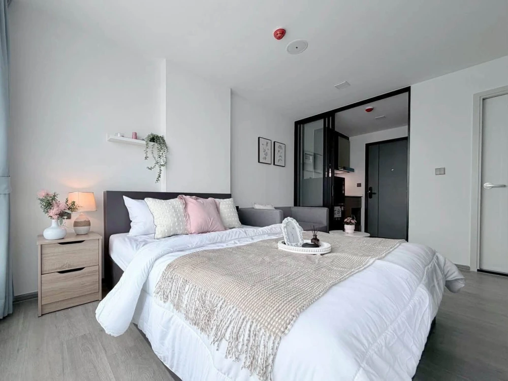 Condo for rent, Atmoz Palacio Ladprao-Wanghin. Fully furnished, just bring your belongings and move in.