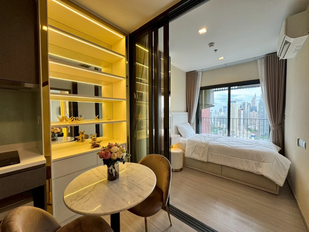 🏠🌃 Condo for Rent: Life Asoke Hype 🏠🌃