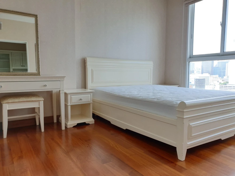 Condo for rent, Ivy Sathorn 10, fully furnished with appliances. Book now before it's too late!